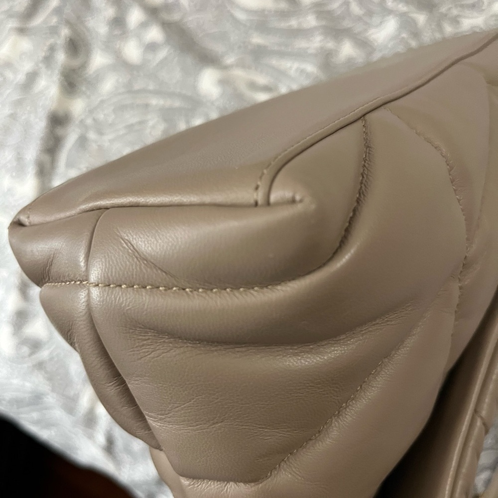 Yves Saint Laurent Beige Quilted Leather Shoulder Bag - Picture 6 of 6
